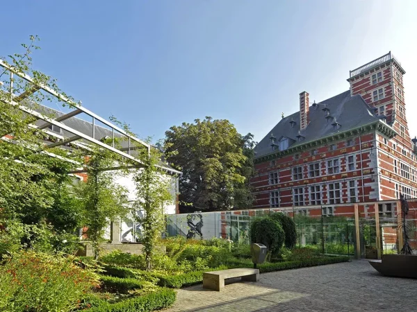 Grand Curtius: jardin et galerie vitree ©Ville de Liège
